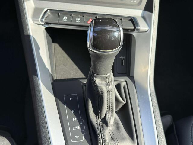 Audi Q3 35 TDi S tronic/69.000 km/Capteurs avant et arr.