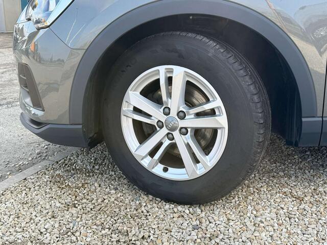Audi Q3 35 TDi S tronic/69.000 km/Capteurs avant et arr.