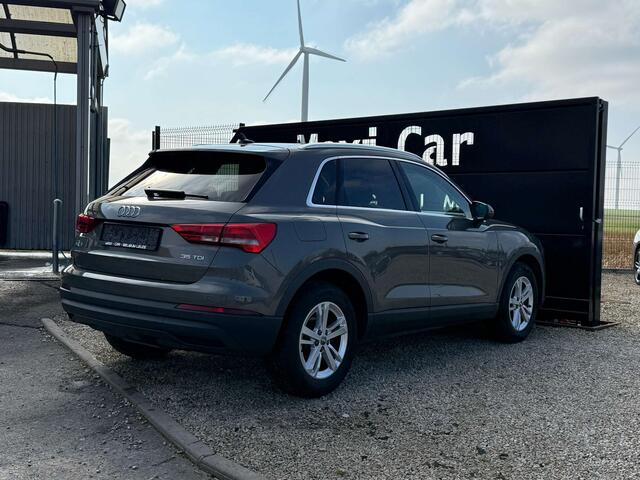 Audi Q3 35 TDi S tronic/69.000 km/Capteurs avant et arr.