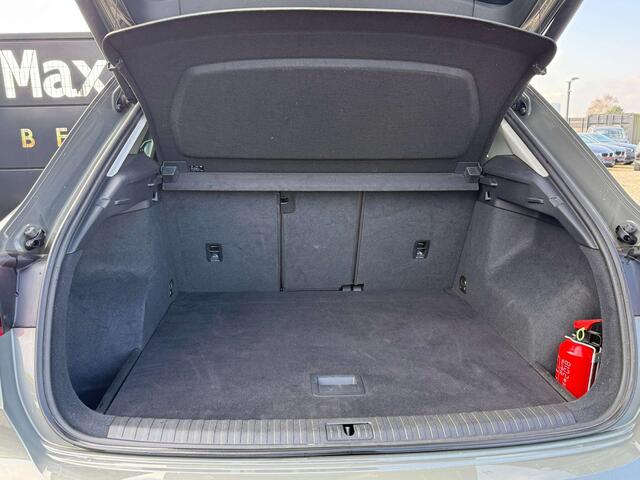 Audi Q3 35 TDi S tronic/69.000 km/Capteurs avant et arr.