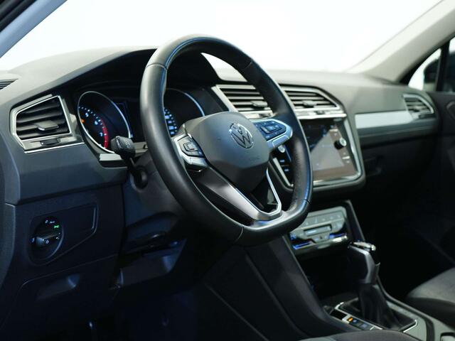 Volkswagen Tiguan LIFE 1.5TSI DSG|Navi|LED|Park.Assist|Sgs Ch.|