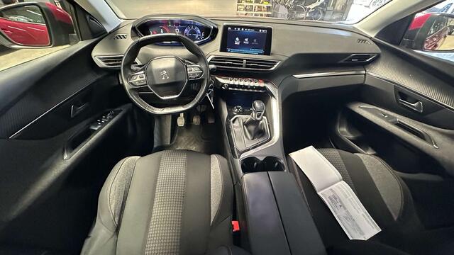 Peugeot 3008 1.2 PureTech Allure