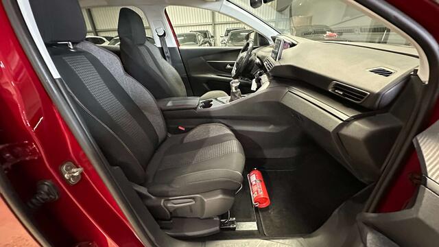 Peugeot 3008 1.2 PureTech Allure