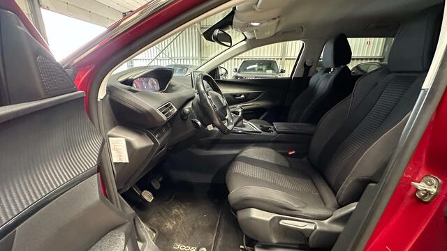 Peugeot 3008 1.2 PureTech Allure