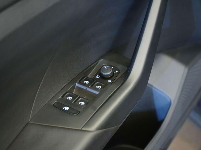 Volkswagen T-Cross Life 1.0TSI|NavByAPP|AppleCarPlay|IQ.Drive|Cockpit
