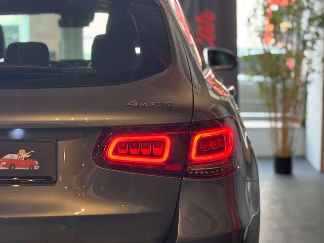 Mercedes-Benz G-Klasse 200 4-Matic  AMG PACK  LIFT  PANO  CAM  JANTES 19