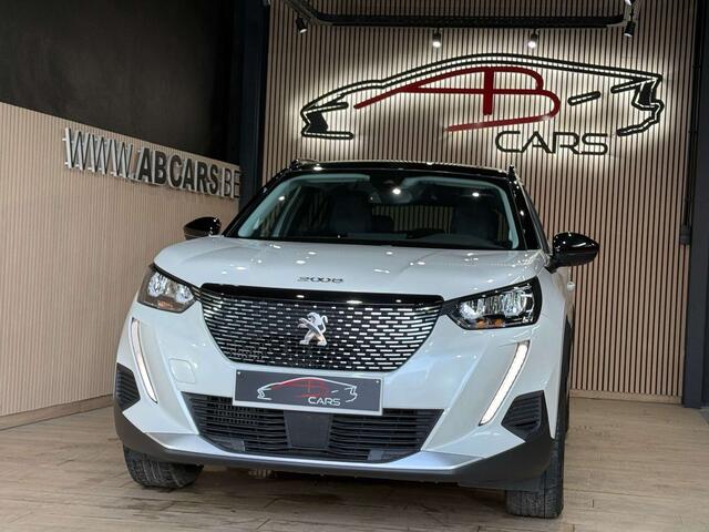 Peugeot 2008 1.2  GARANTIE 12 MOIS  1ER PROP  ALLURE 