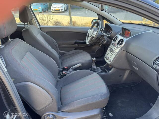 Opel Corsa 1.4-16V Executive OPC NAP/AIRCO/STOELVERWARMING