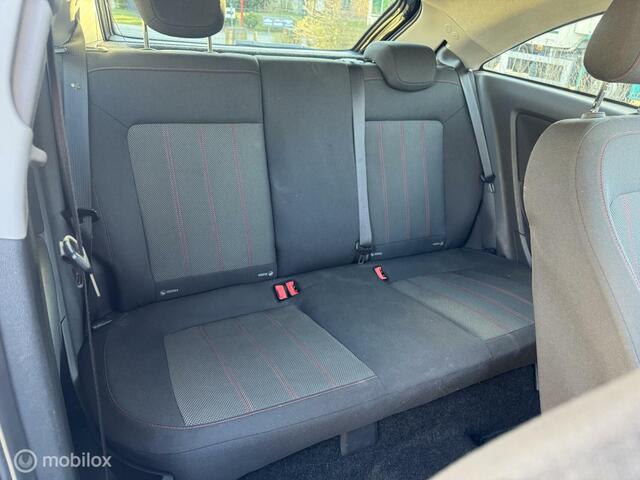 Opel Corsa 1.4-16V Executive OPC NAP/AIRCO/STOELVERWARMING
