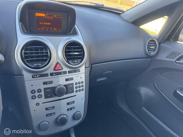Opel Corsa 1.4-16V Executive OPC NAP/AIRCO/STOELVERWARMING