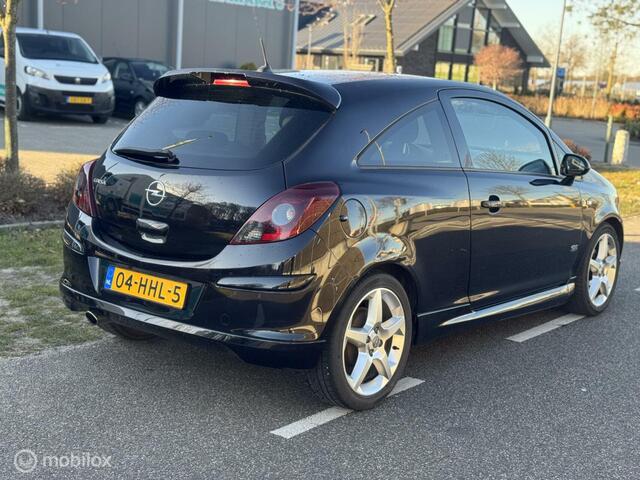 Opel Corsa 1.4-16V Executive OPC NAP/AIRCO/STOELVERWARMING