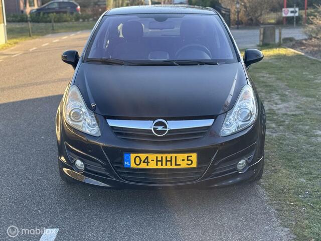 Opel Corsa 1.4-16V Executive OPC NAP/AIRCO/STOELVERWARMING