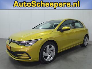 VOLKSWAGEN GOLF 1.0 eTSI Life Business CARPLAY/CAMERA/DIG.COCKPIT/LMV