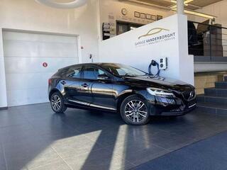 VOLVO V40 T2 BLACK EDITION BENZINE