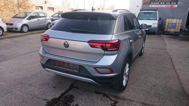 Volkswagen T-ROC 1000cc essence clim ja gps 29000km 2023 GARANTIE