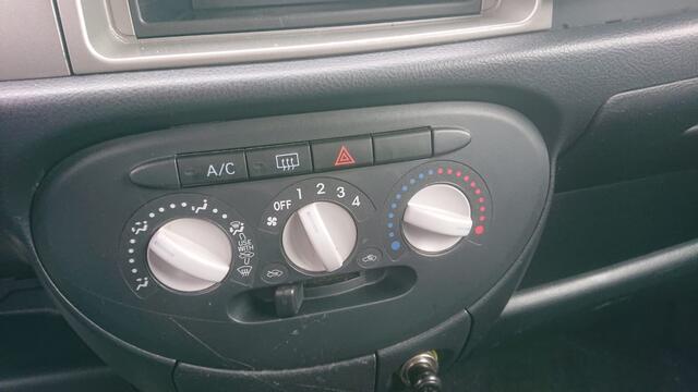 Daihatsu Trevis 1000cc essence 2008 122000km clim 5ptes GARANTIE