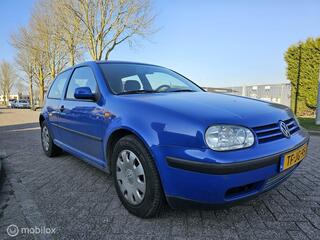VOLKSWAGEN GOLF 1.9 TDI