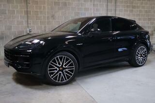 PORSCHE CAYENNE Coup� 3.0 E-Hybrid (382 kW)|Black/Black