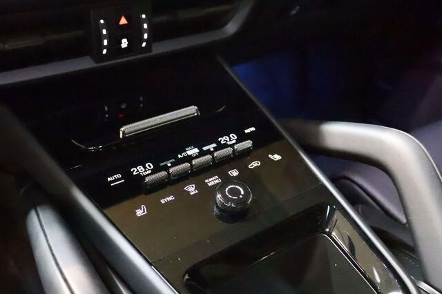 Porsche Cayenne Coup� 3.0 E-Hybrid 382 kW|Black/Black