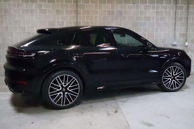 Porsche Cayenne Coup� 3.0 E-Hybrid 382 kW|Black/Black