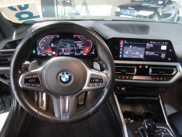 BMW 3-Serie 320 D M SPort Pano DAB Trekh Alcantara HiFi Park Assis