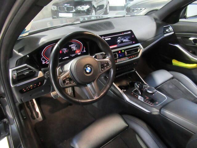 BMW 3-Serie 320 D M SPort Pano DAB Trekh Alcantara HiFi Park Assis