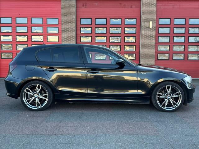 BMW 1-Serie 120i Business Line
