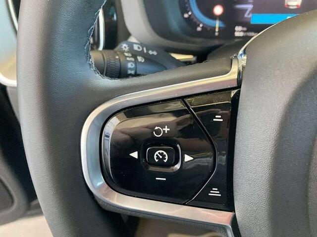 Volvo XC60 PLUS DARK B4 MHEV OPEN DAK-STANDVERWARMING