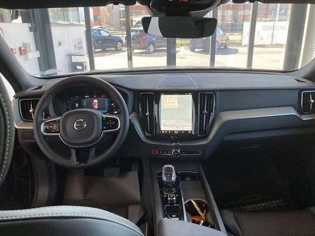 Volvo XC60 PLUS DARK B4 MHEV OPEN DAK-STANDVERWARMING