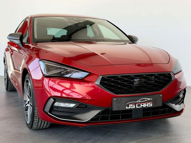 Seat Leon 2.0TDI FR DSGCOCKPITCARPLAYJANTES18CAMERAPDC