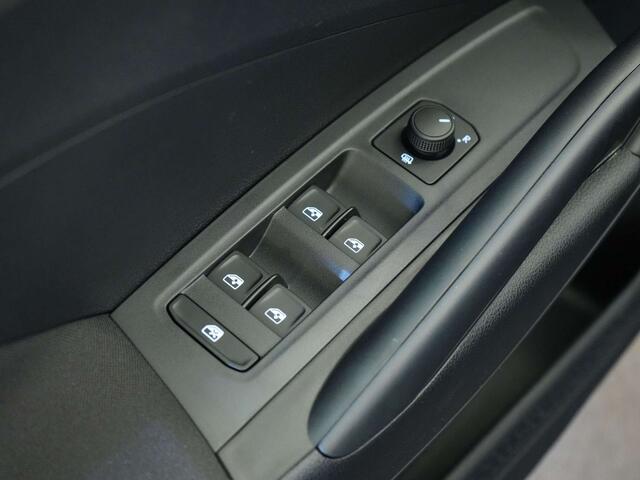 Skoda Fabia Selection 1.0TSI|DSG|NAVbyAPP|SGS.CH|LED|JARotare