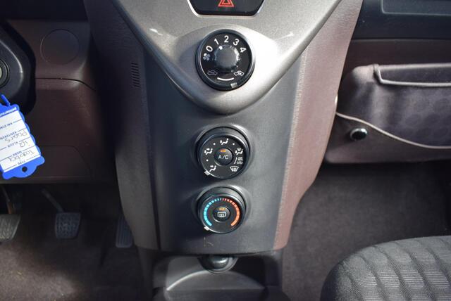 Toyota IQ 1.0 VVTi Comfort airco