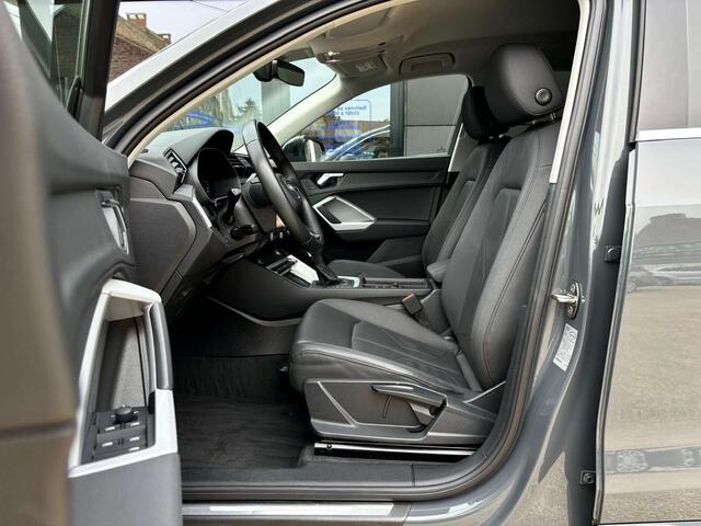 Audi Q3 35 TDi 150CV PACKSPORT S-TRONiC MMi CUiR COCKPiT