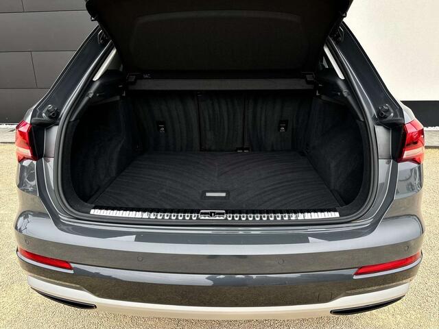 Audi Q3 35 TDi 150CV PACKSPORT S-TRONiC MMi CUiR COCKPiT