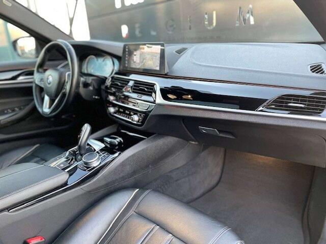 BMW 5-Serie 520 dA Luxury Line /Toit ouvrant panoramique/1er propr