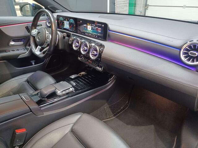 Mercedes-Benz CLA-Klasse 200 Pack AMG EXT/INT FUll Cuir,Pano,Cam�ra,Att Remo