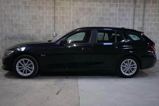 BMW 3-Serie 320 Touring 320eA PHEV| PDC| NAVI PROF|Slechts 22000km