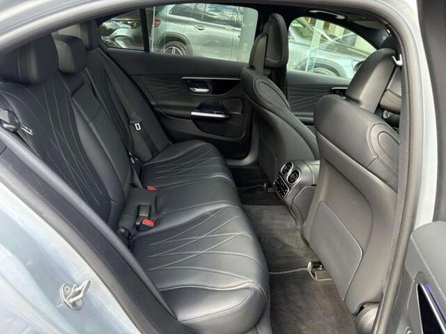 Mercedes-Benz C-Klasse 300 C e AMG Pack Night Pano Head UP