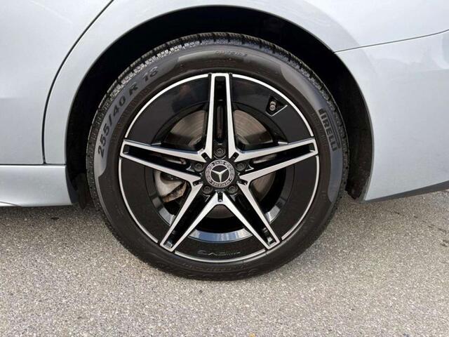 Mercedes-Benz C-Klasse 300 C e AMG Pack Night Pano Head UP