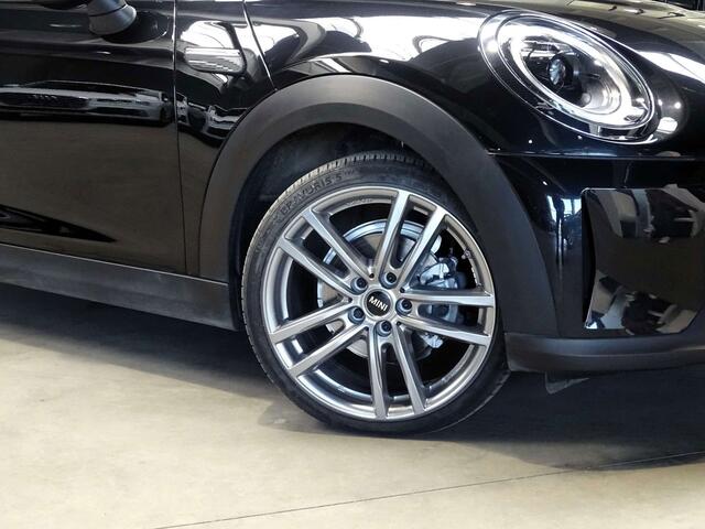 Mini Cooper DCT NAVI PRO-FULL LED-CRUISE-PARKING