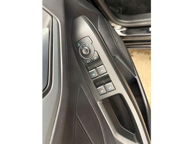 Ford Focus 1.0 EcoBoost mHEV ST-Line Style Dig.Airco Verw.zetels+stuur Alu Led