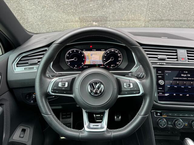 Volkswagen Tiguan 2.0 TSI 4Motion 3x R-Line 220PK Pano Trekhaak Keyless