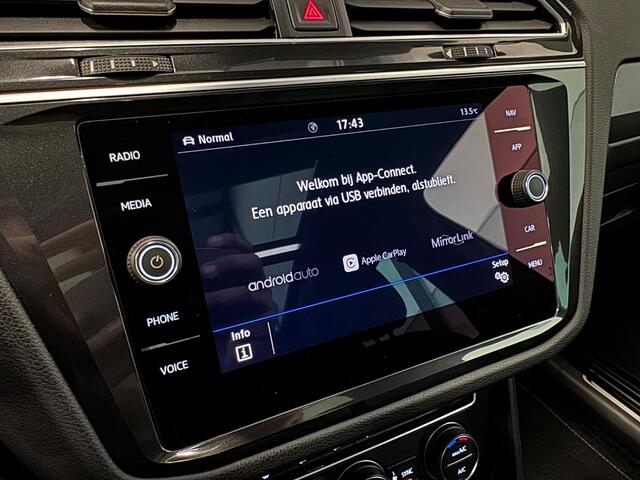 Volkswagen Tiguan 2.0 TSI 4Motion 3x R-Line 220PK Pano Trekhaak Keyless