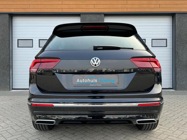 Volkswagen Tiguan 2.0 TSI 4Motion 3x R-Line 220PK Pano Trekhaak Keyless