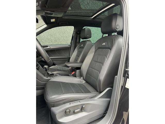 Volkswagen Tiguan 2.0 TSI 4Motion 3x R-Line 220PK Pano Trekhaak Keyless