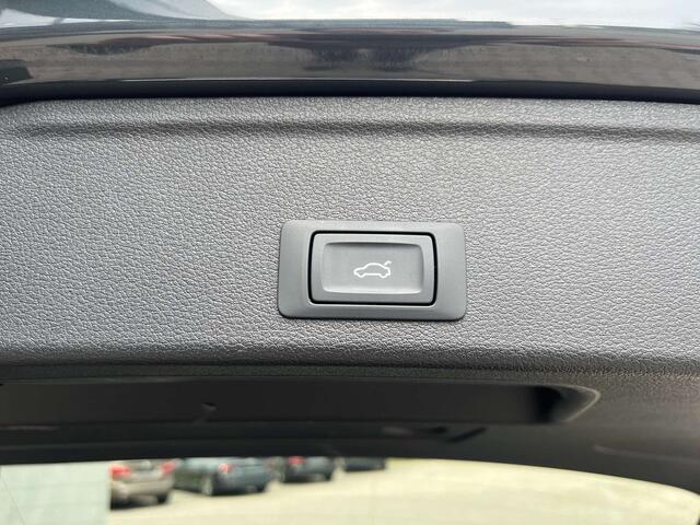 Audi A4 Avant 30 TDI Panodak/Leder/Carplay/Virtual/Camera