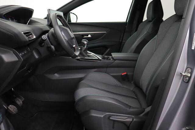 Peugeot 3008 ALLURE 1.2 PURETECH ALLURE 1.2 PURETECH  + GPS + CARPLAY + CAMERA + PDC + CRUISE + ALU 18