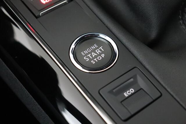 Peugeot 3008 ALLURE 1.2 PURETECH ALLURE 1.2 PURETECH  + GPS + CARPLAY + CAMERA + PDC + CRUISE + ALU 18