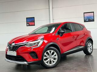 RENAULT CAPTUR 1.5 dCi Intens AUTOMAAT / CAMERA / NAVI / LED /