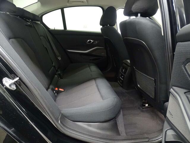 BMW 3-Serie 318 dA Berline G20 LED-NAVI-CRUISE-PARKING AV&AR